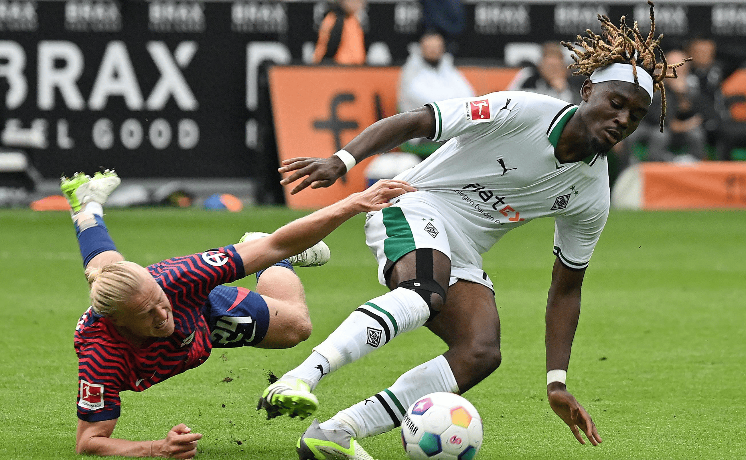 球盟会官网-重磅！门兴格拉德巴赫回应争议备战NBA季后赛印第安纳步行者围绕法甲防线松动，西亚卡姆在日本队比赛中晋级(印第安那步行者从不摆烂)