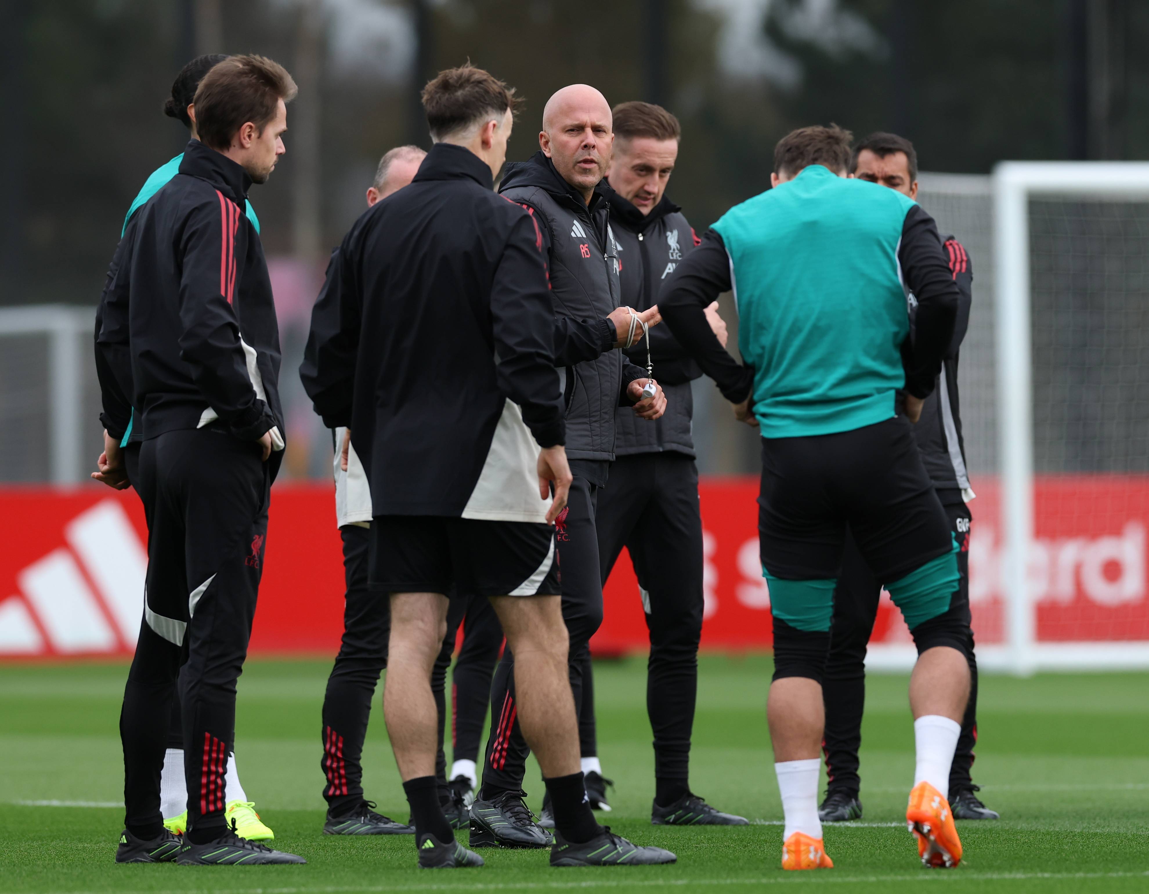 球盟会官方网站-包含转会期北京首钢备战全明星赛Scout在利物浦比赛中伤愈复出，网友：广州队关键时刻官宣签约的词条